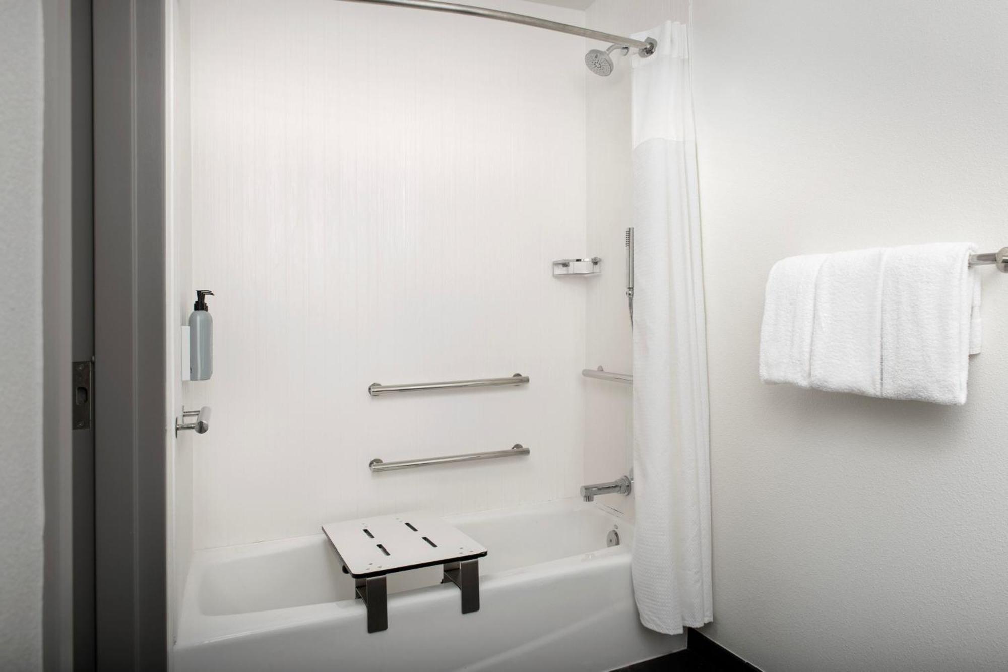 Courtyard By Marriott San Diego Carlsbad Exterior foto